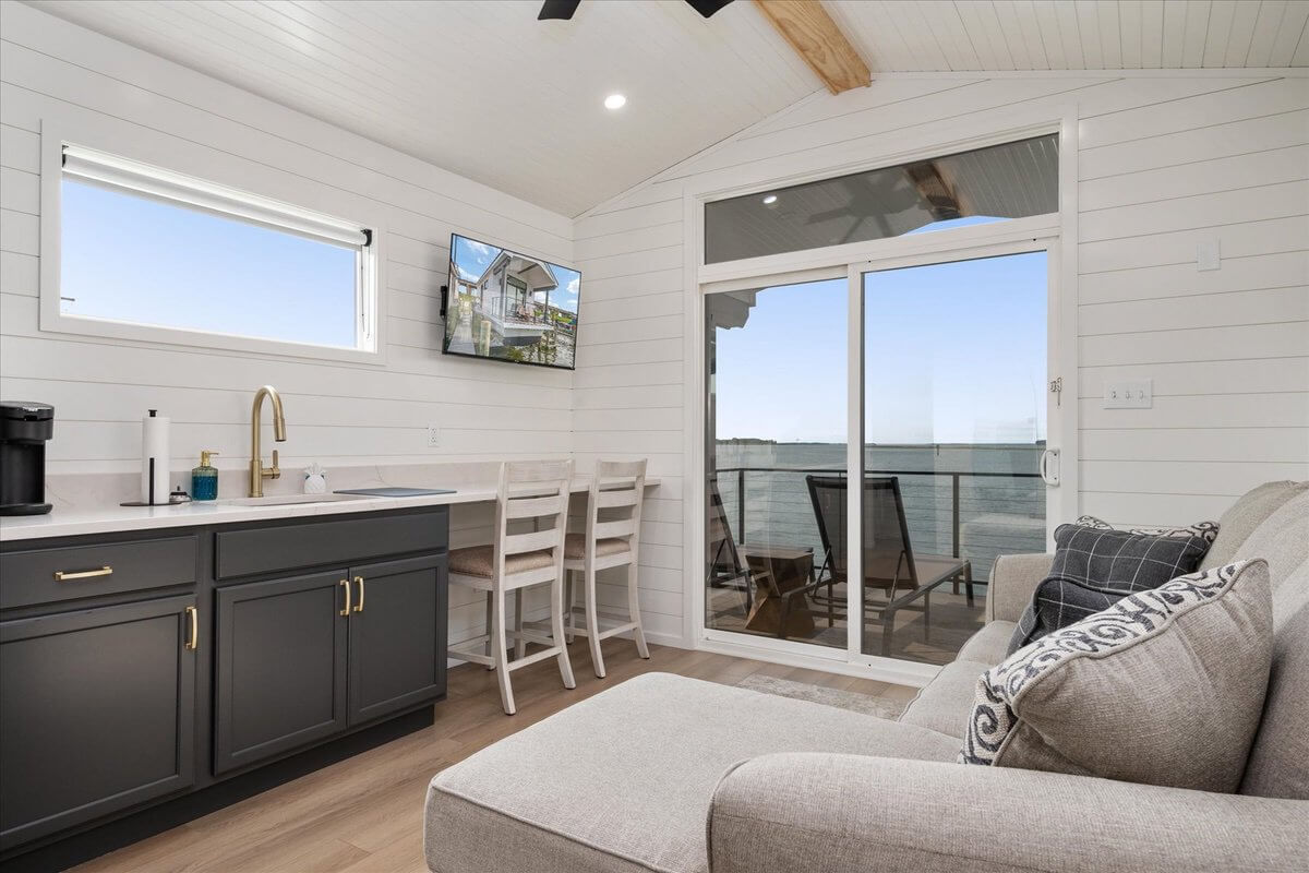 CassNReel Kent Narrows Rentals