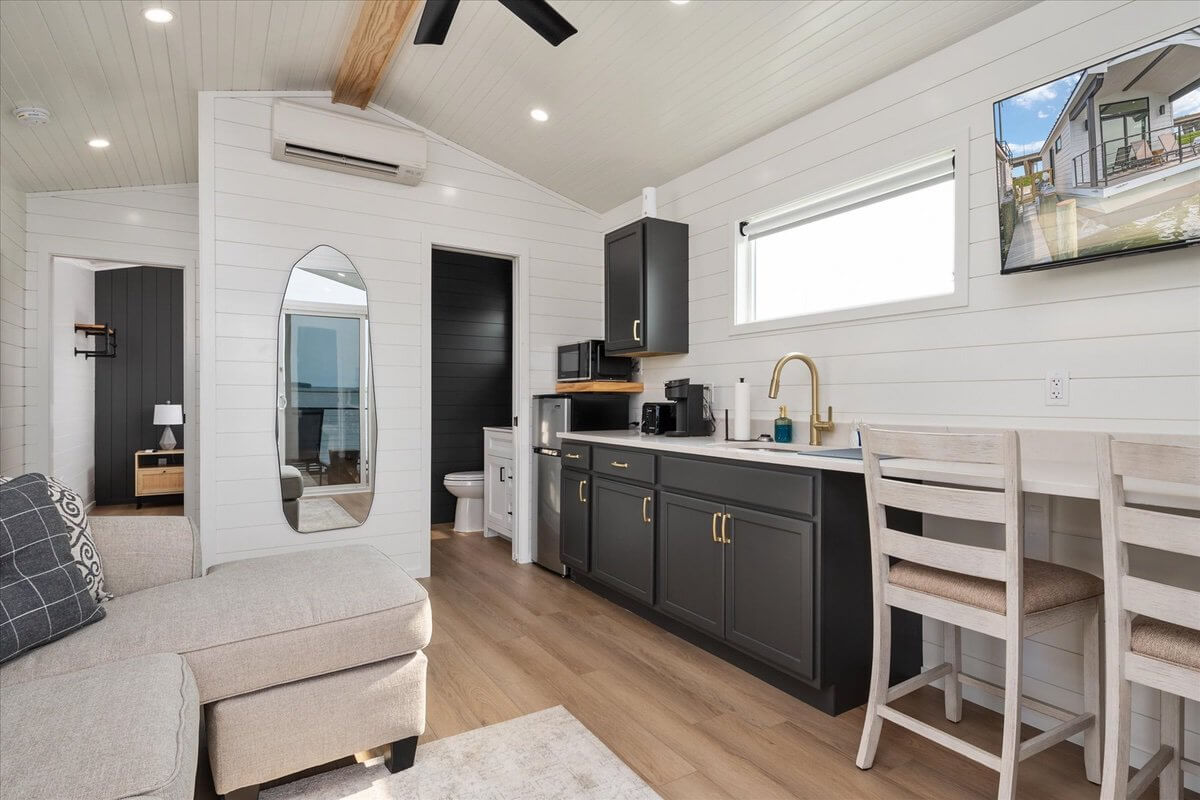 CassNReel Kent Narrows Rentals